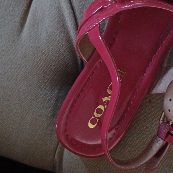 Coach size 7 beautiful 😍 - Picture 4 of 7